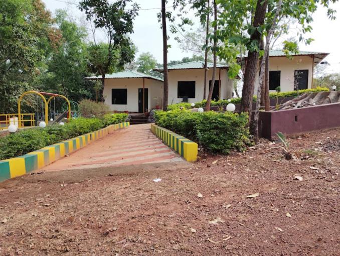 White Elephant Restaurant & Cottages Gokarna Gokarna  Zewnętrze zdjęcie