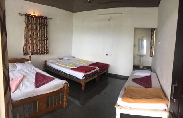 White Elephant Restaurant & Cottages Gokarna Gokarna  Zewnętrze zdjęcie