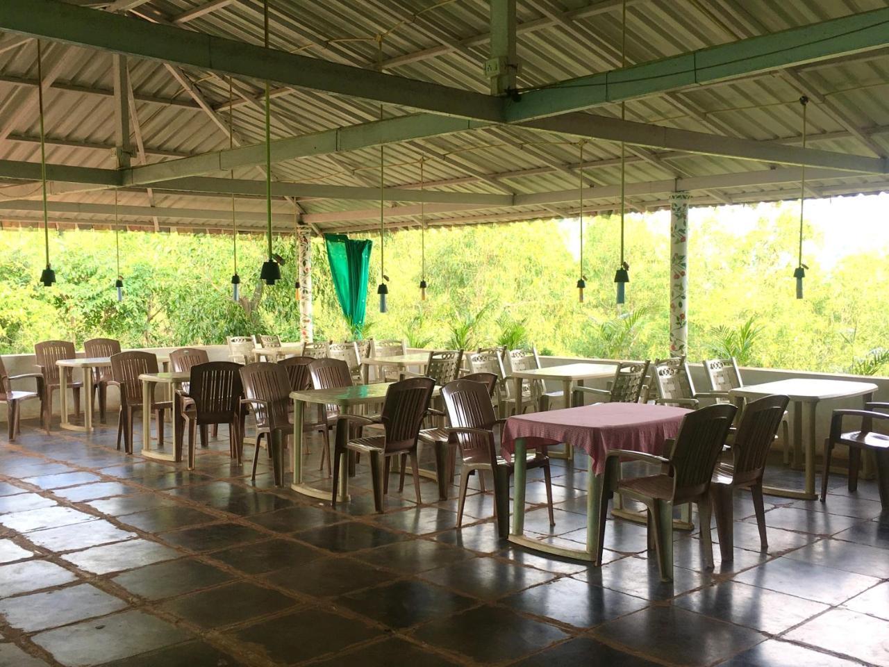 White Elephant Restaurant & Cottages Gokarna Gokarna  Zewnętrze zdjęcie