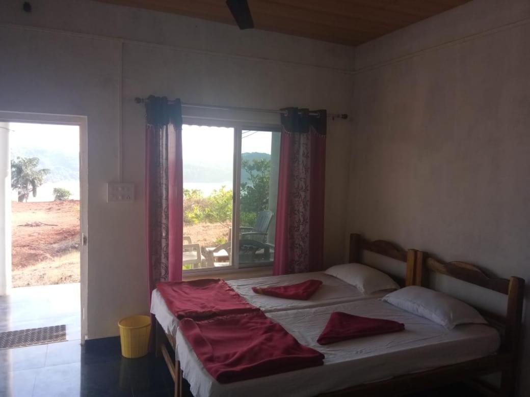 White Elephant Restaurant & Cottages Gokarna Gokarna  Zewnętrze zdjęcie